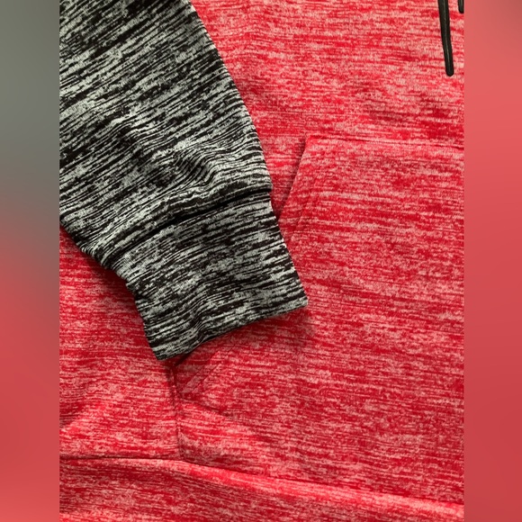 NWOT 🕷 Marvel Spider-Man Sweatshirt/Hoodie Men’s Size M - Picture 3 of 6